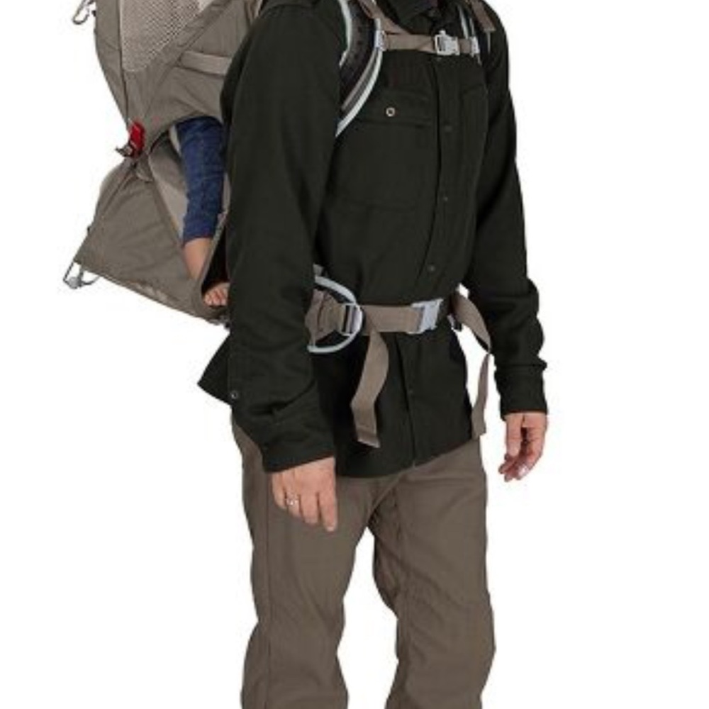 OSPREY Kids Carrier in Black and Tan